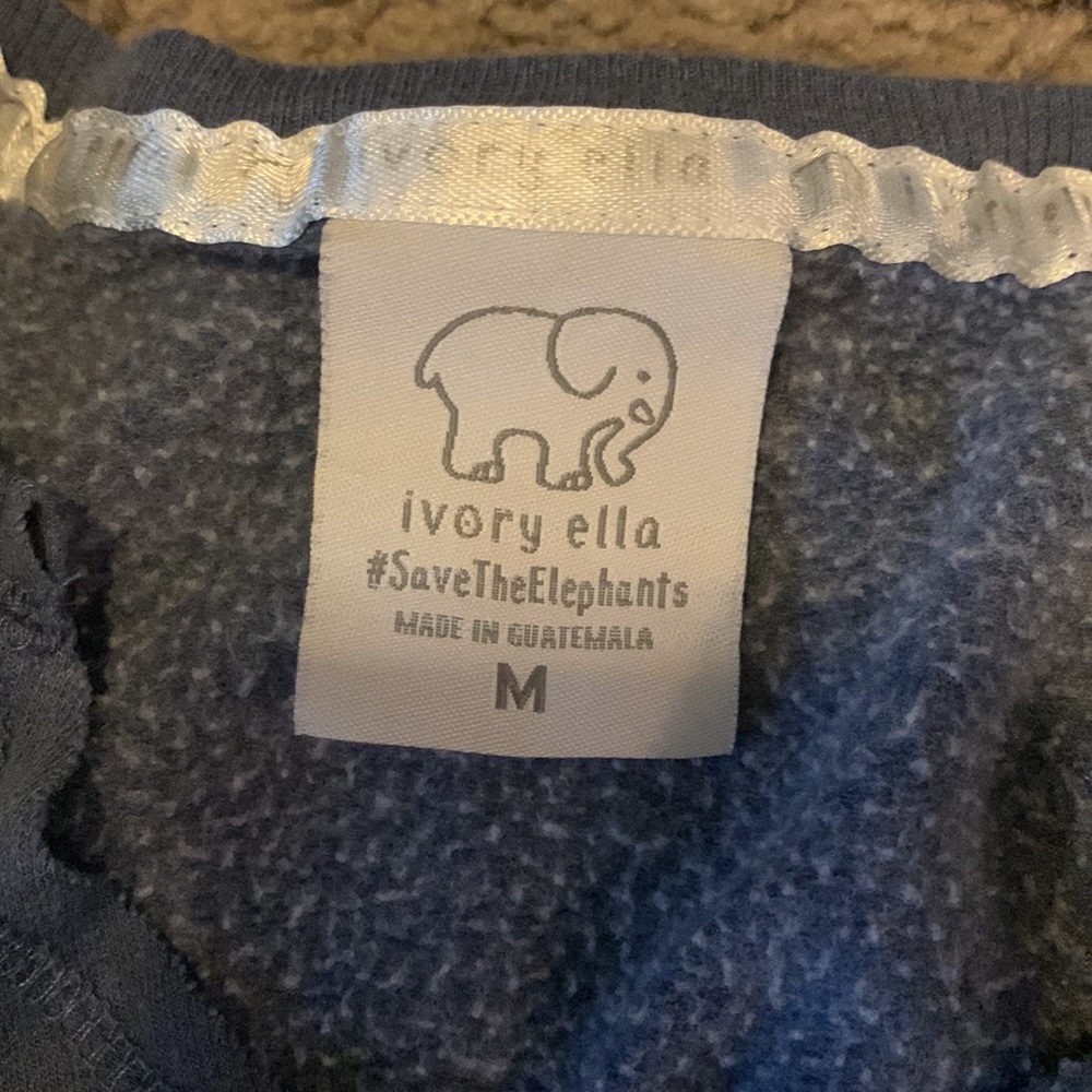 Ivory Ella Size Medium Blue Long Sleeve Shirt - Picture 3 of 3